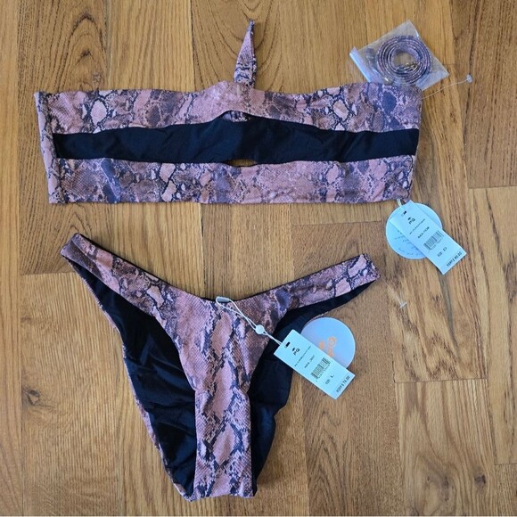 PQ Colorblock Cobra Black Brown Bikiki Reversible Set NWT Sz L/D - Picture 8 of 8